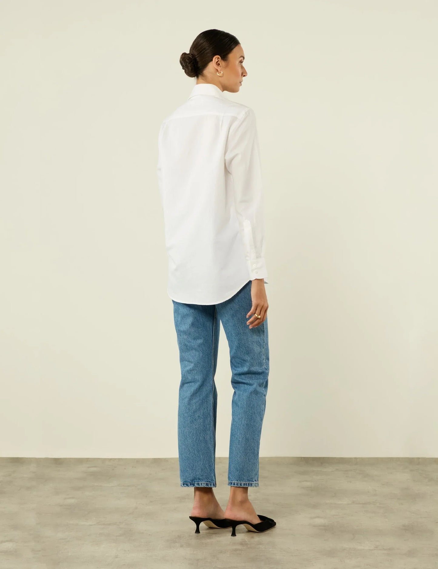 Women's White Woven Boyfriend Style Top - Casual Chic Blouse