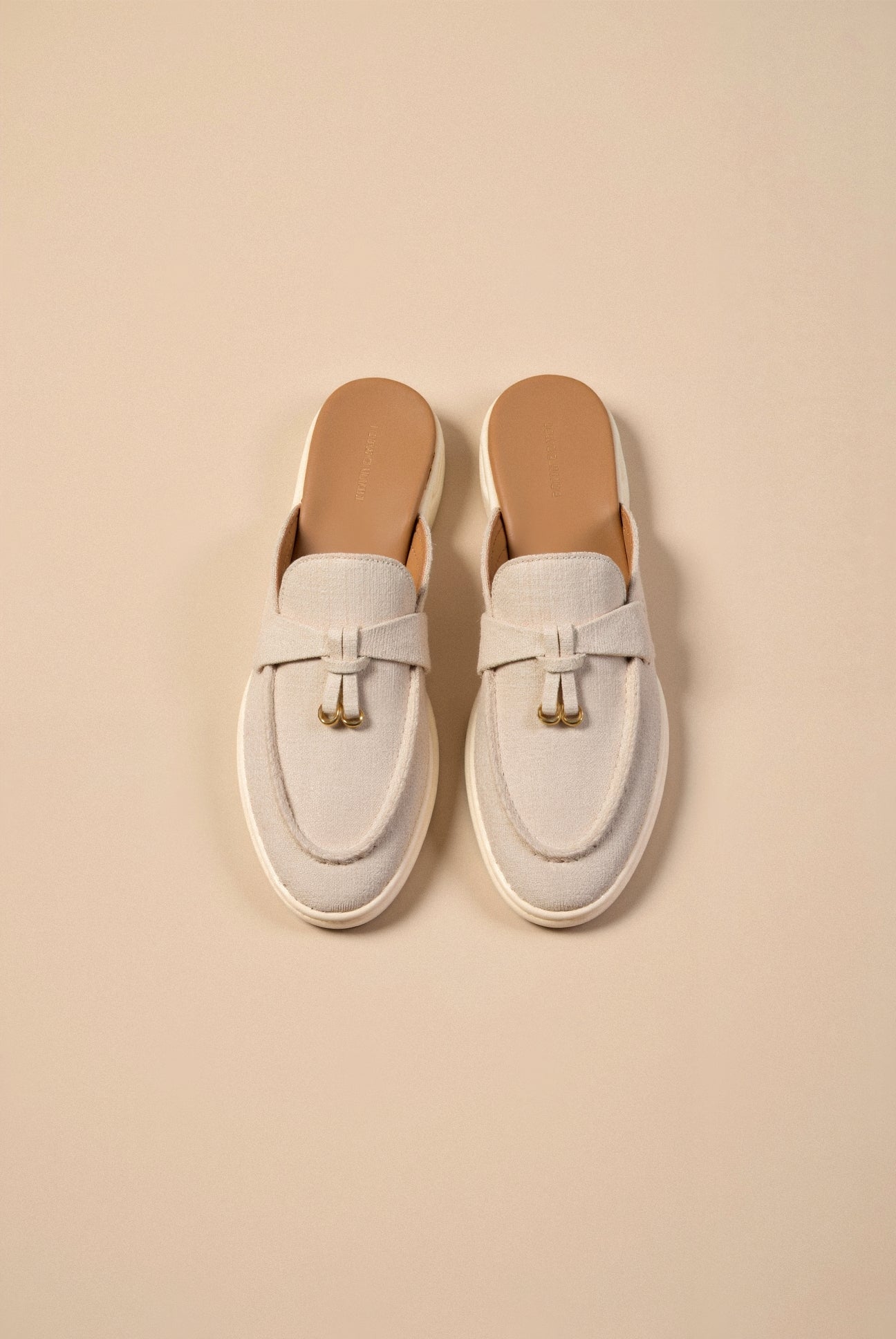 Comfortable Solid Toe Slip-On Flat Sandals for Women