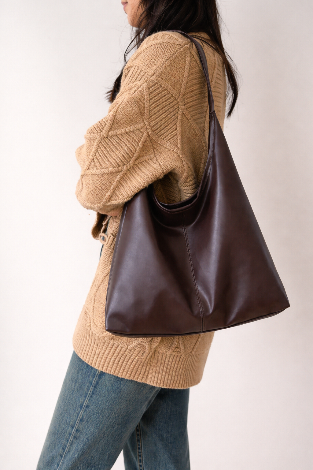 Stylish Vegan Leather Hobo Bag for Women - Perfect for Work and Everyday Use
