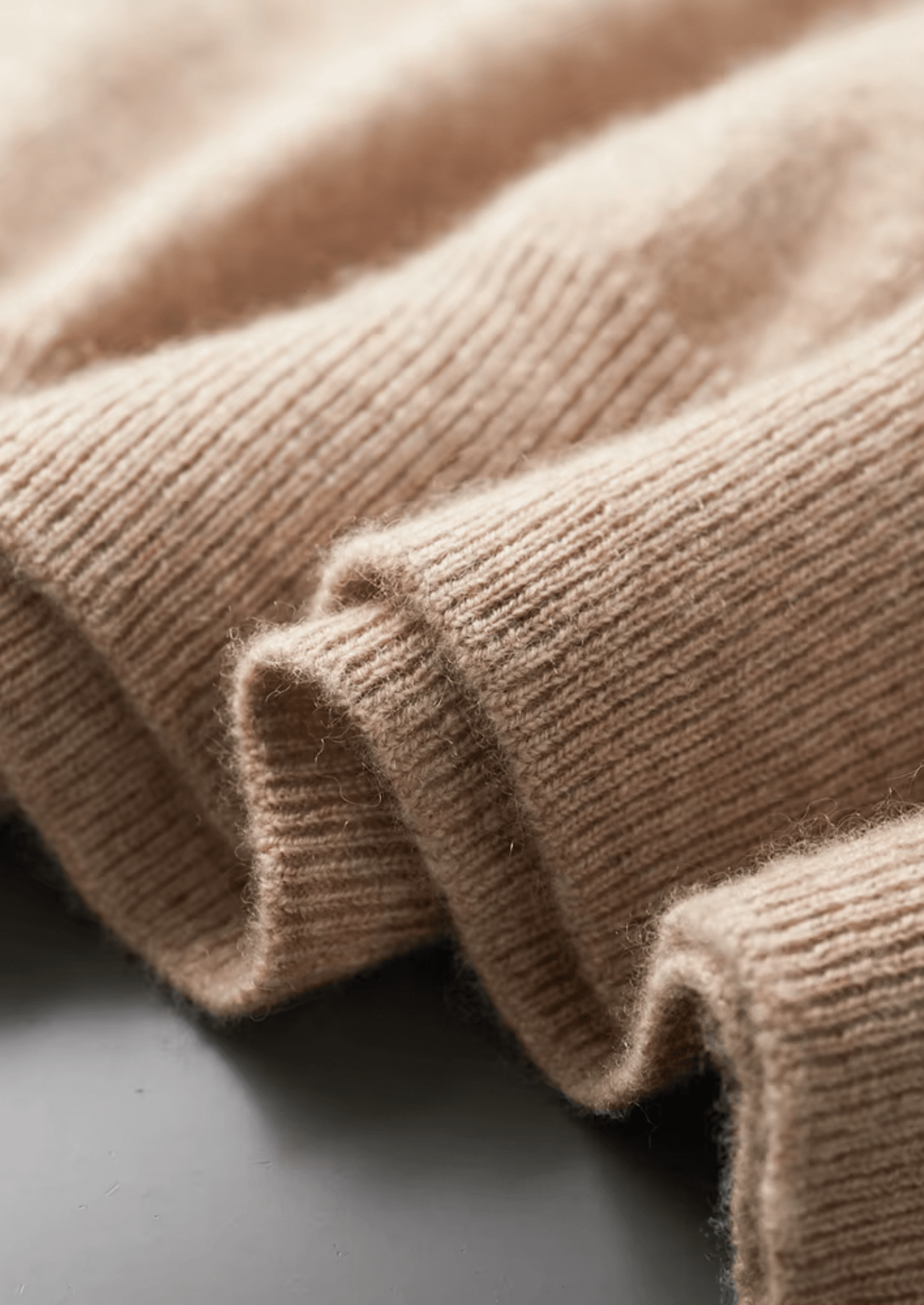 Luxury Cashmere Classic Crewneck T-Shirt for Ultimate Comfort