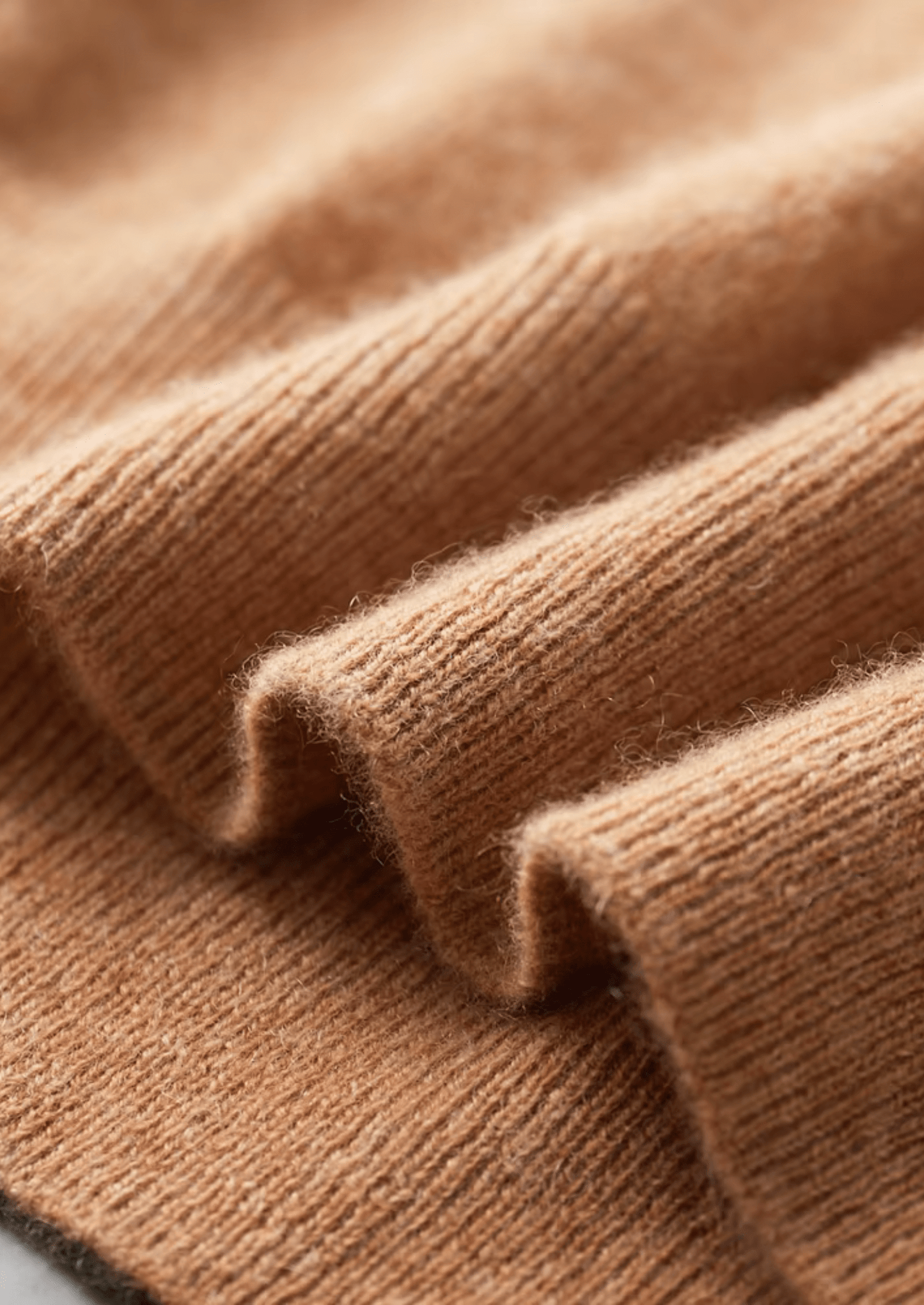Luxury Cashmere Classic Crewneck T-Shirt for Ultimate Comfort