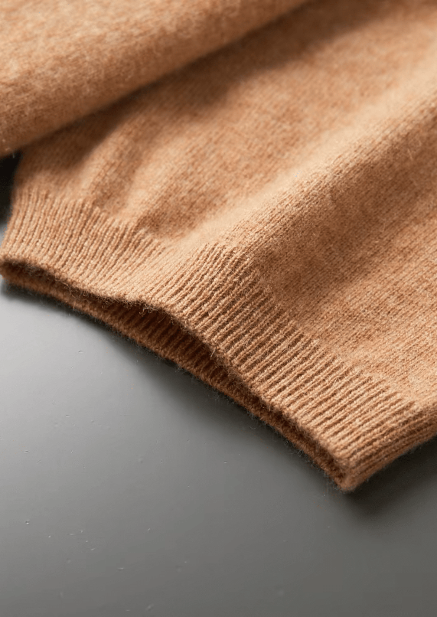 Luxury Cashmere Classic Crewneck T-Shirt for Ultimate Comfort