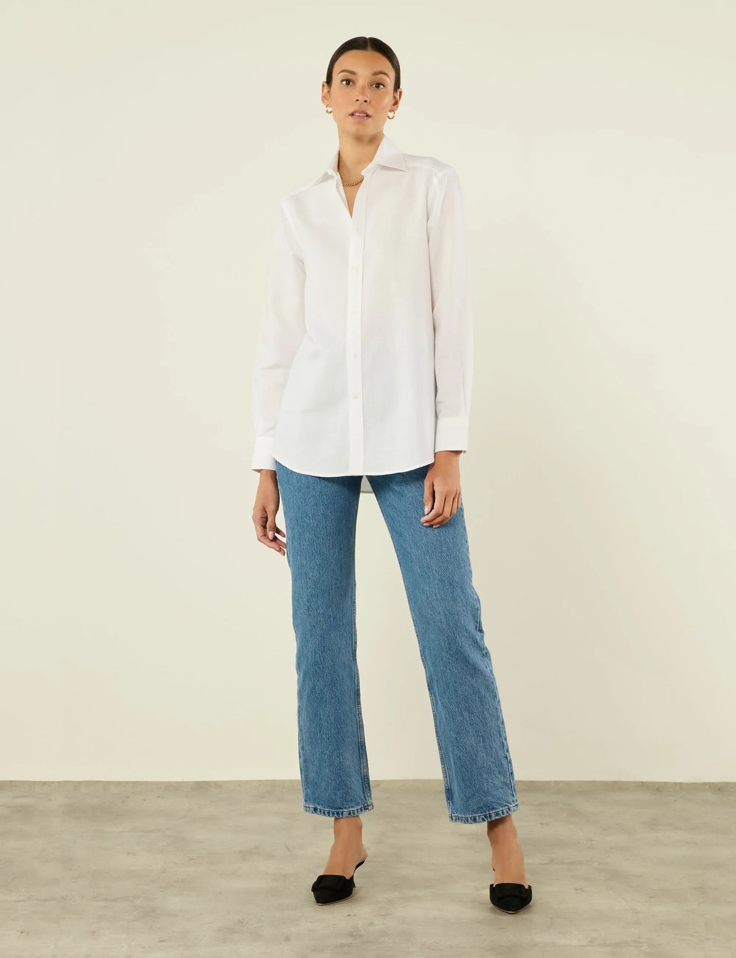 Women's White Woven Boyfriend Style Top - Casual Chic Blouse