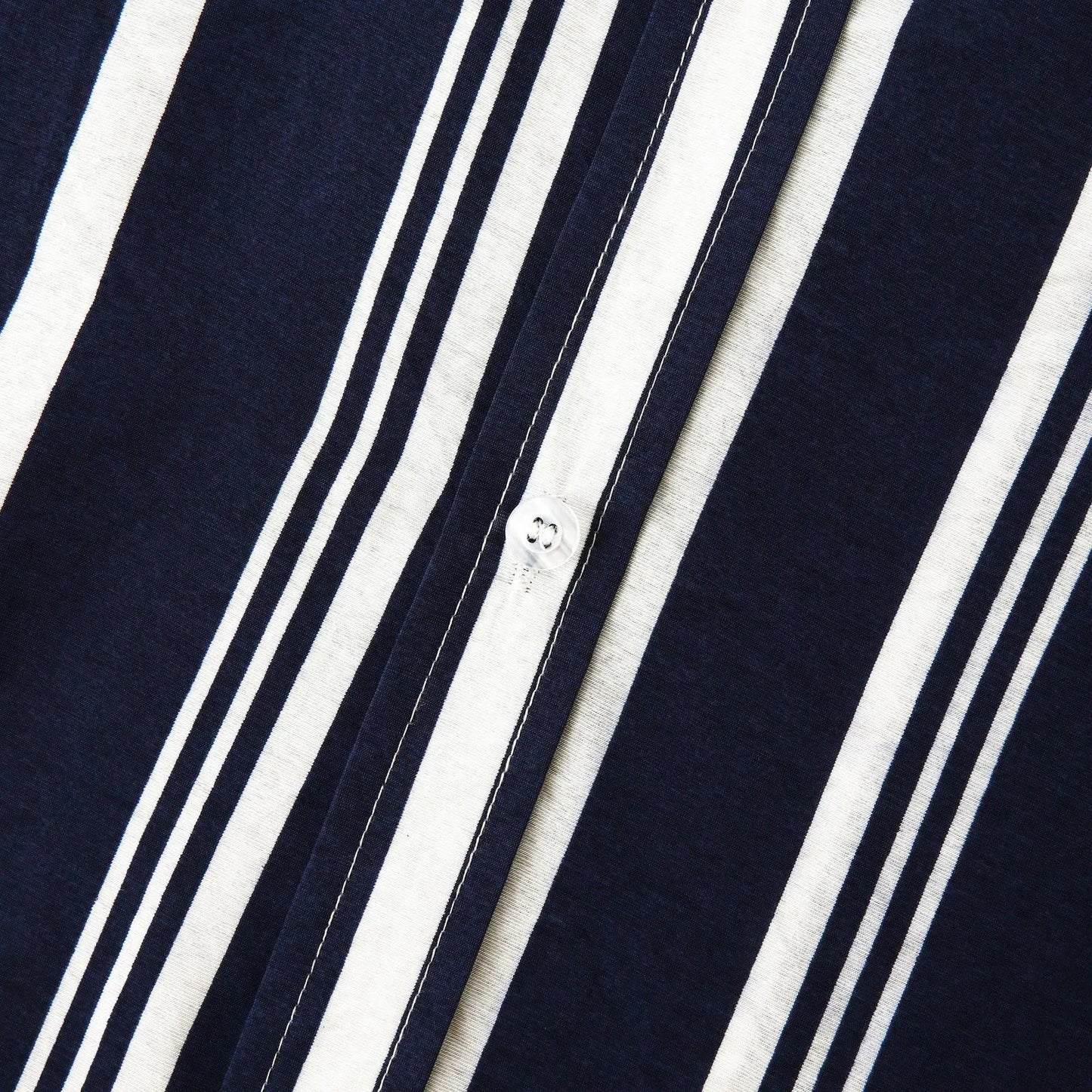 Men's Casual Striped Shirt - Stylish and Comfortable Everyday Wear