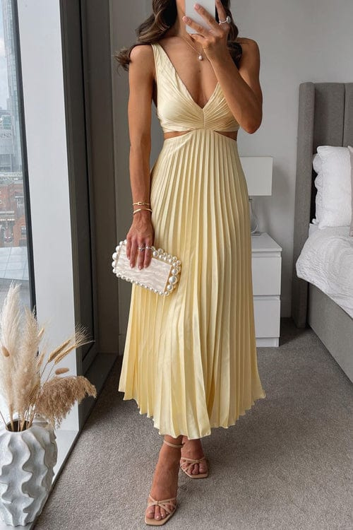 Elegant Pleated Midi Dress for Women - Stylish and Versatile Fashion