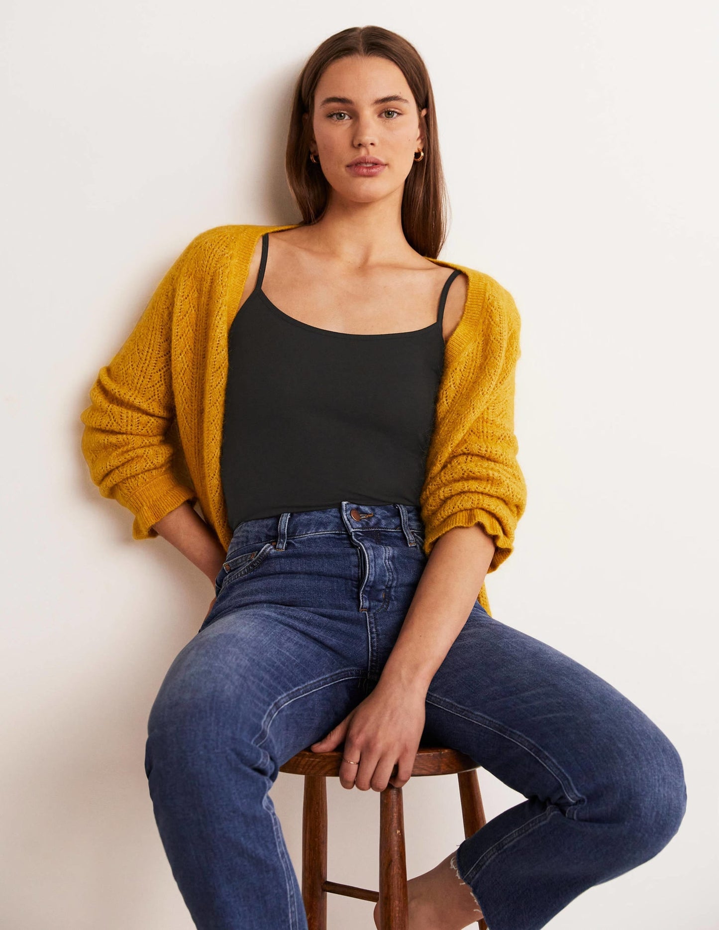 Women's Black Plain Cami Top - Versatile Sleeveless Tank