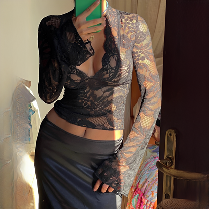 Giudutta - Sophisticated and Stylish Top for Women