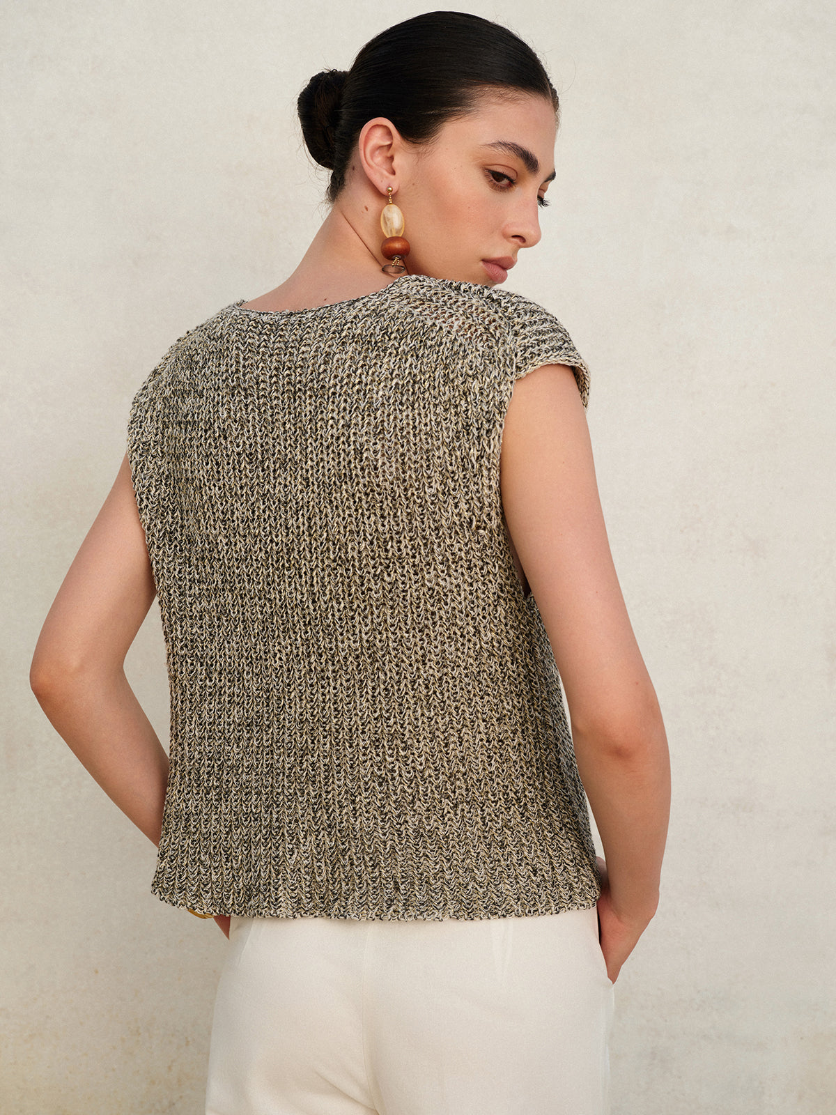 Muriel | Knitted Sleeveless Cardigan Grey