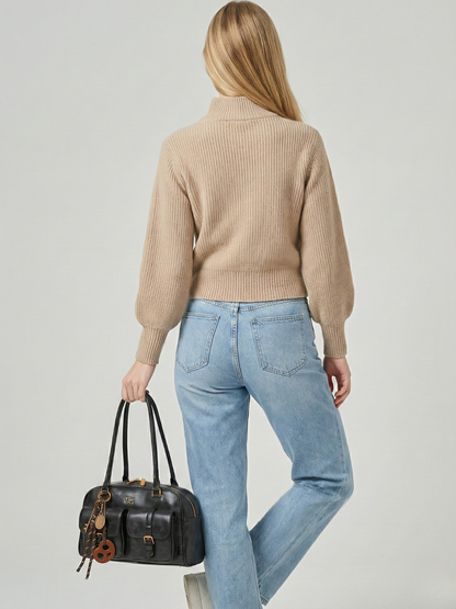 Versatile Black Everyday Tote Bag for Daily Use