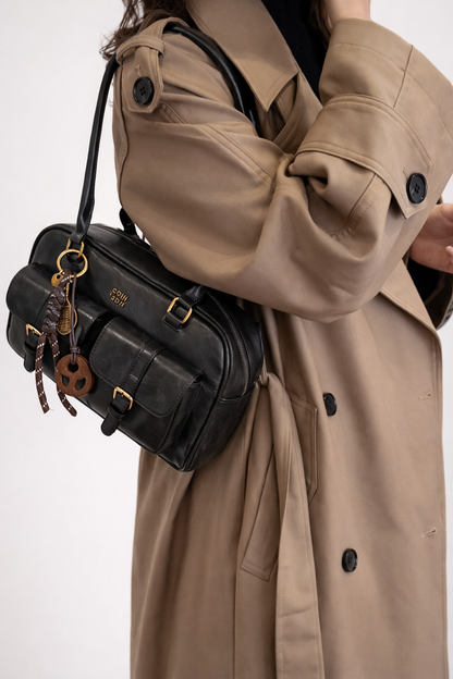 Versatile Black Everyday Tote Bag for Daily Use