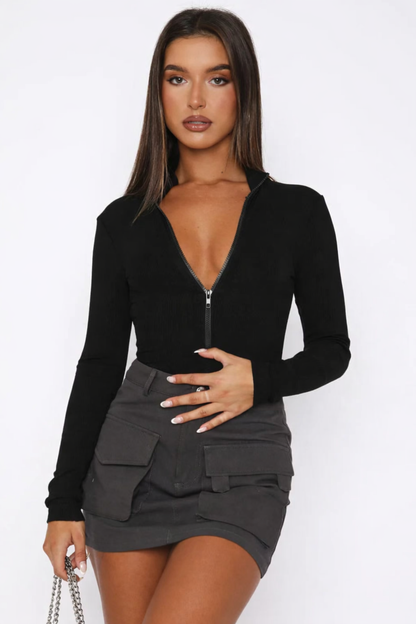 Keily | Bodysuit with Zip V-neck