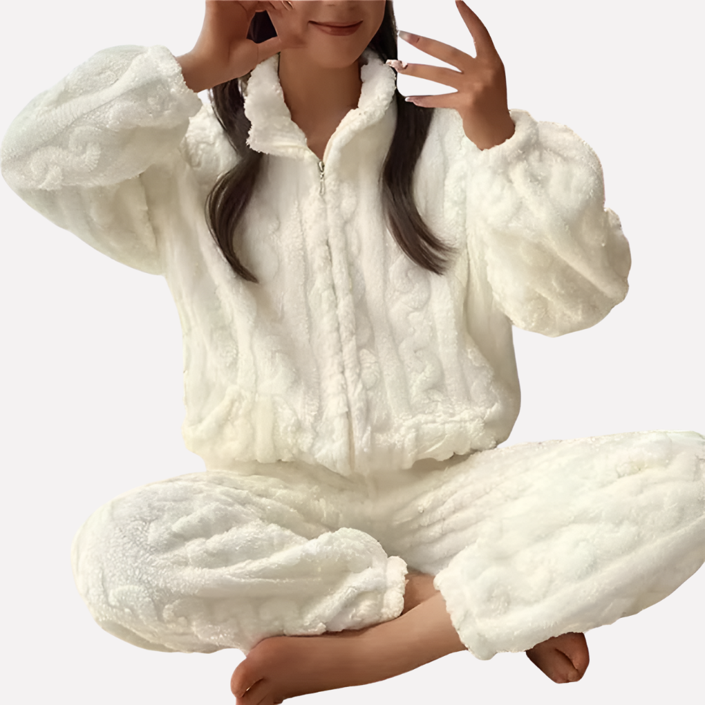 Cozy Women's Fleece Pajama Set for Ultimate Comfort and Warmth