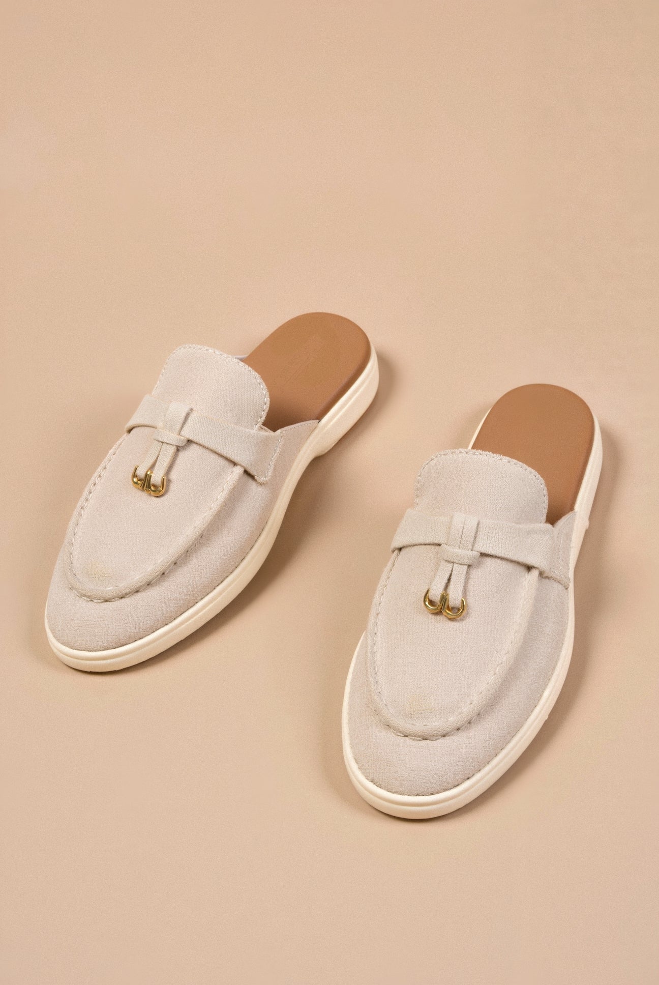 Comfortable Solid Toe Slip-On Flat Sandals for Women