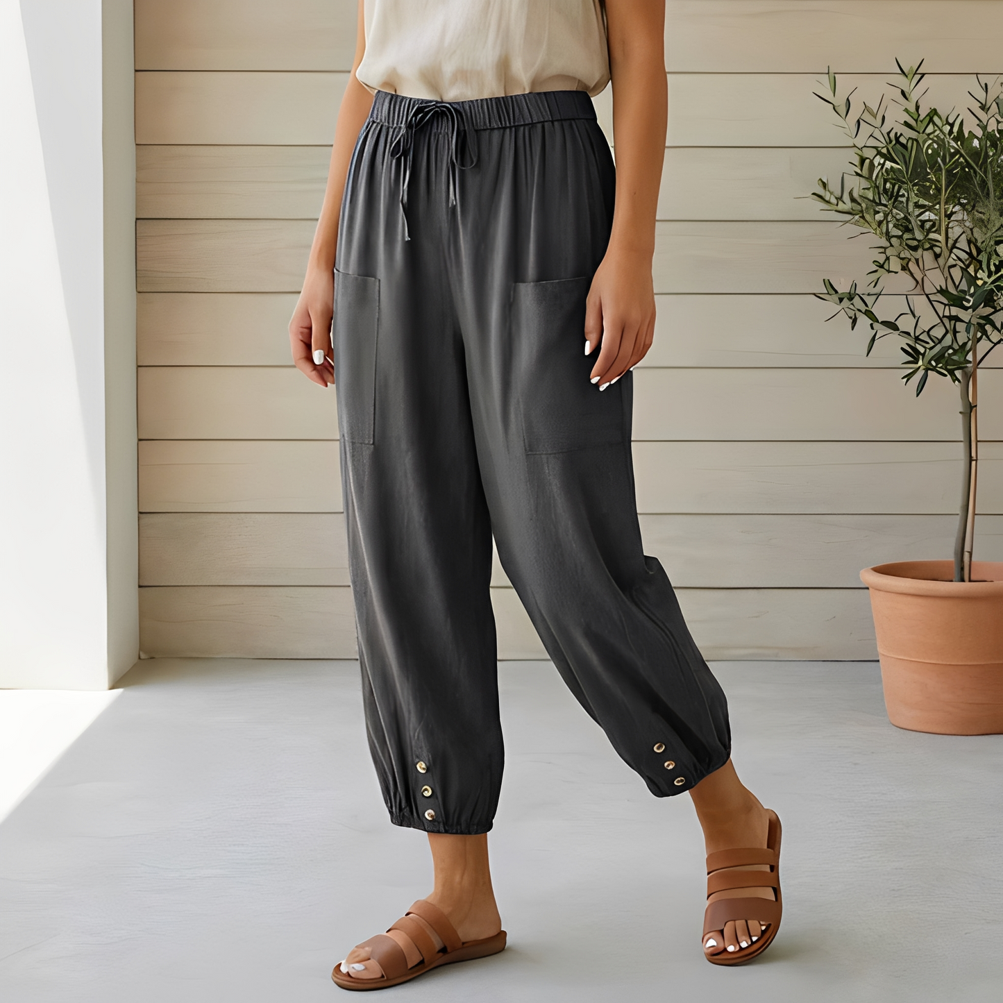 Lyliah - Chic and Casual Trousers for Women