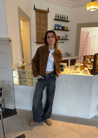 Brittani | Jas Cropped Silhouette