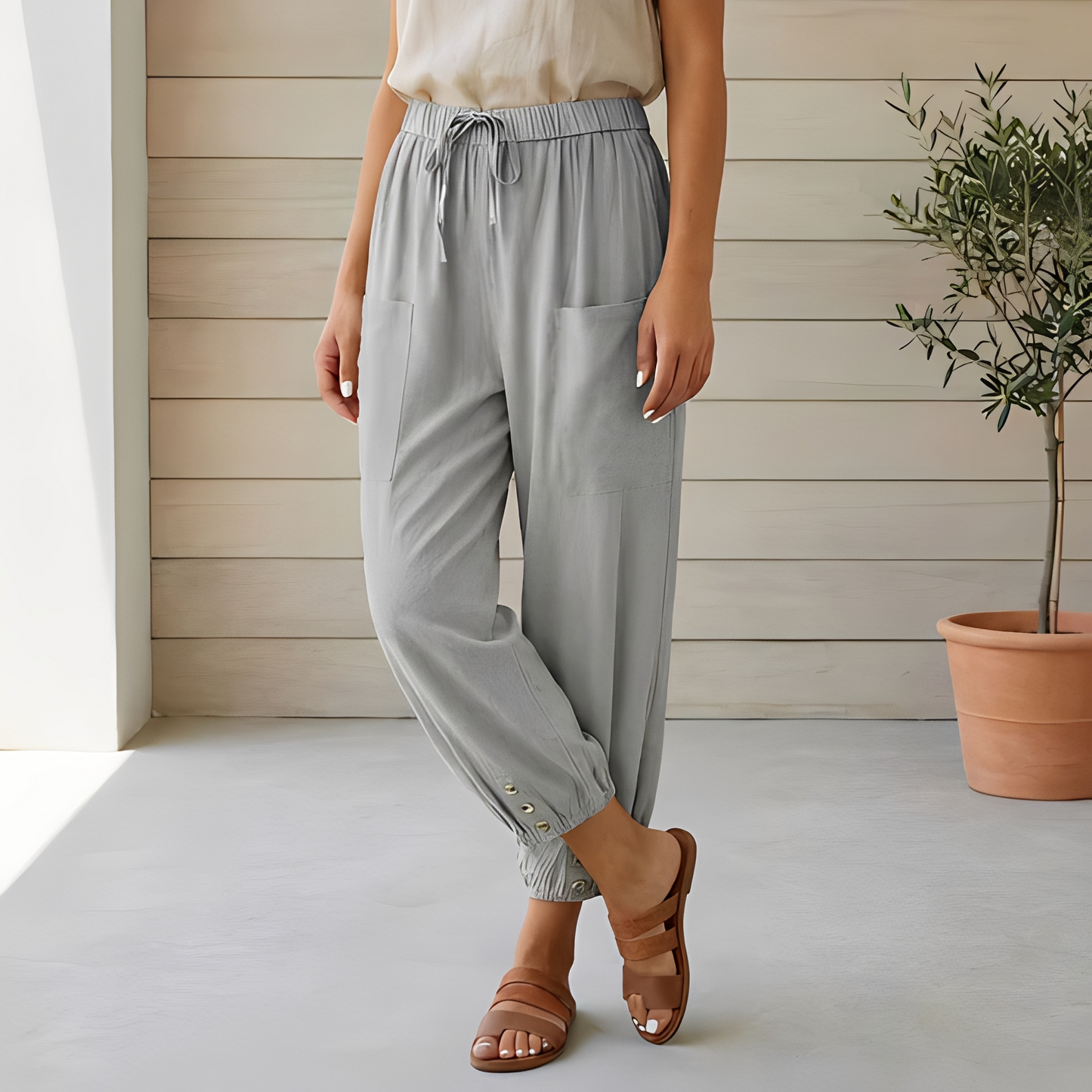 Lyliah - Chic and Casual Trousers for Women
