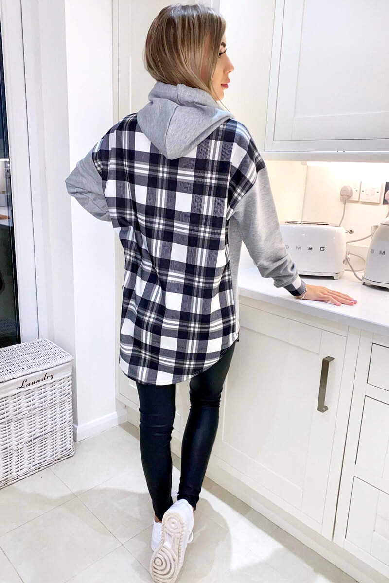 Men's Grey Checkered Back Hoodie - Stylish and Comfortable Casual Wear