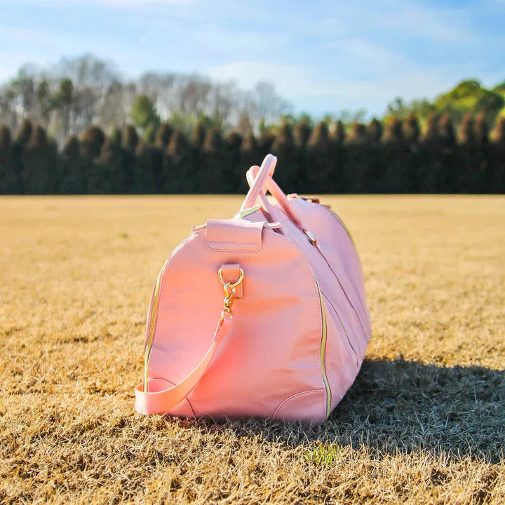 Stylish Travel Tote Bag | Chic and Functional Luggage for Women