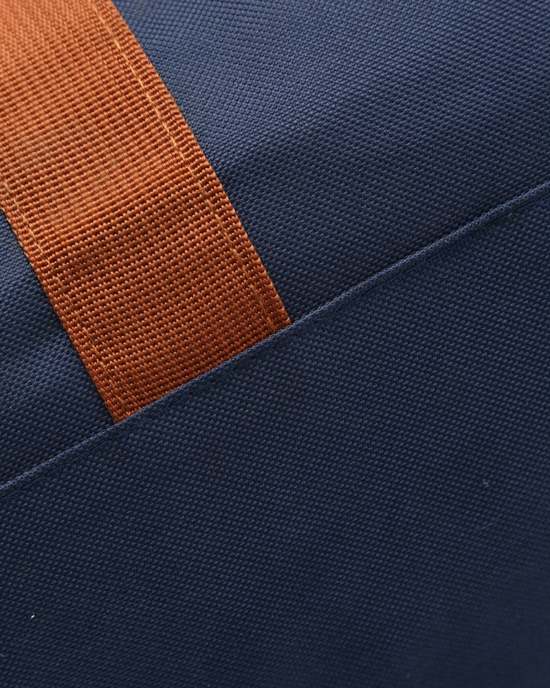 Men's Stylish Travel Duffle Bag for Weekend Getaways and Gym Use