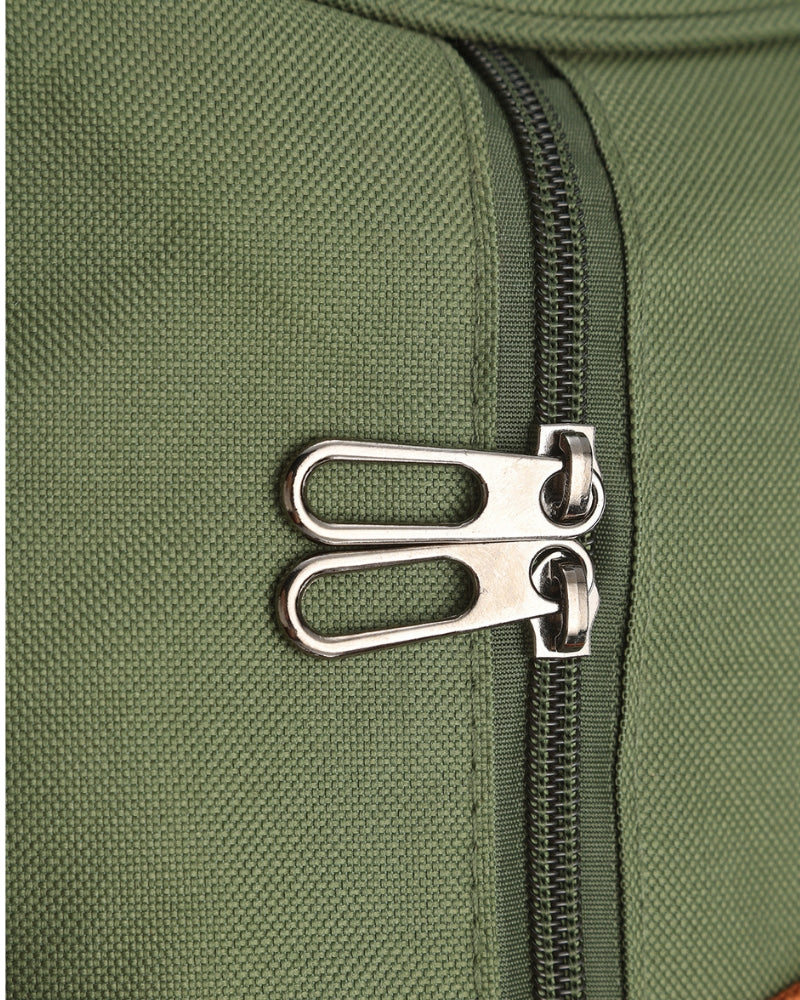 Men's Stylish Travel Duffle Bag for Weekend Getaways and Gym Use
