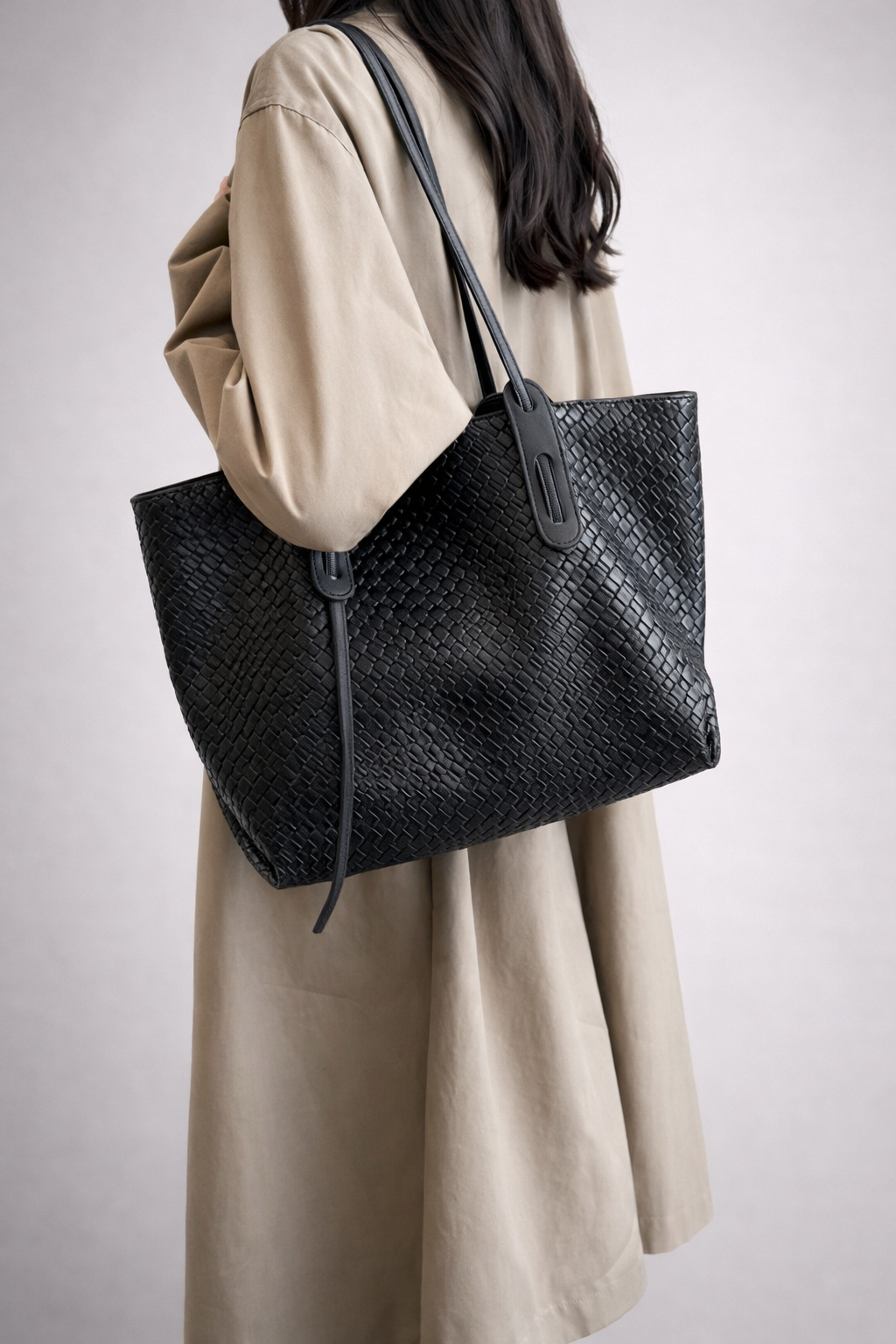 Spacious Vegan Leather Work Bag | Stylish and Durable Tote for Professionals