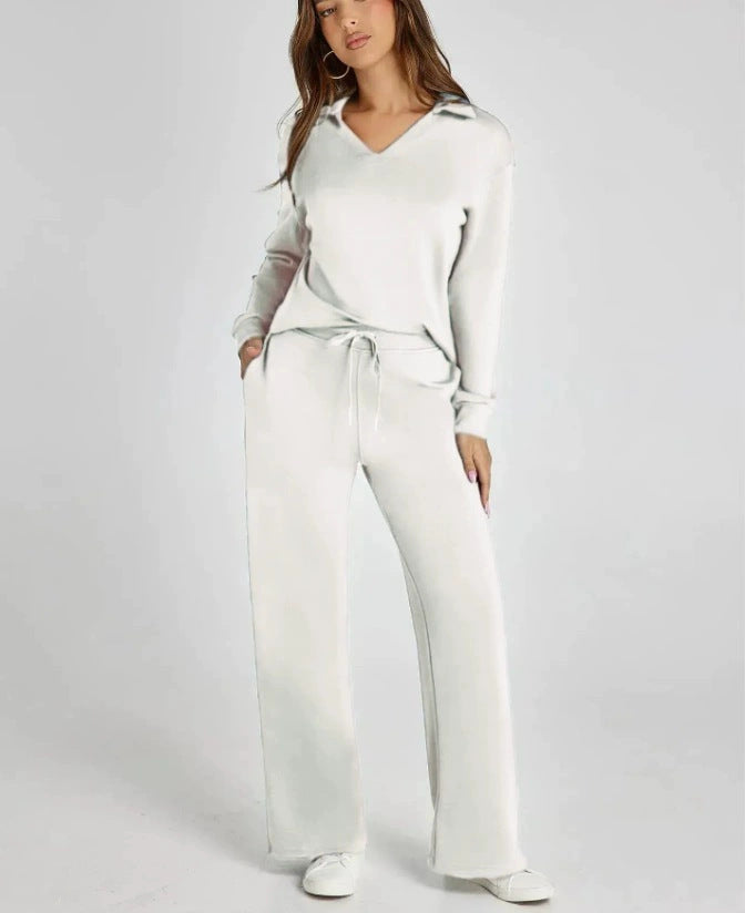 Women's Comfortable Two-Piece Outfit with Zip-Neck Top and Wide-Leg Pants