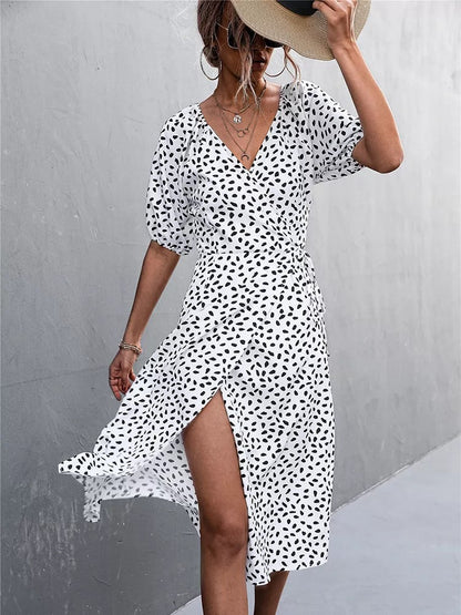 Women's Navy Midi Dress with Heart Print and Short Sleeves - Stylish Casual Wear