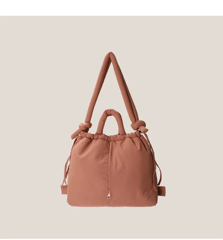 Chic Everyday Tote Bag: Comfortable and Fashionable Design for Daily Use