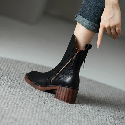 Stylish Women's Block Heel Zip-Up Ankle Boots with Side Zipper Detail