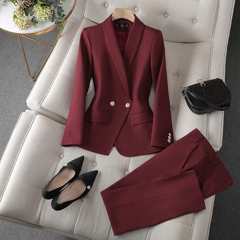 Ladies Double-breasted Blazer with Tailored Fit