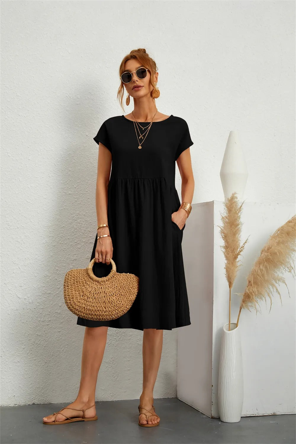 Ladies Casual Midi Dress with Round Neck and Short Sleeves with Pockets