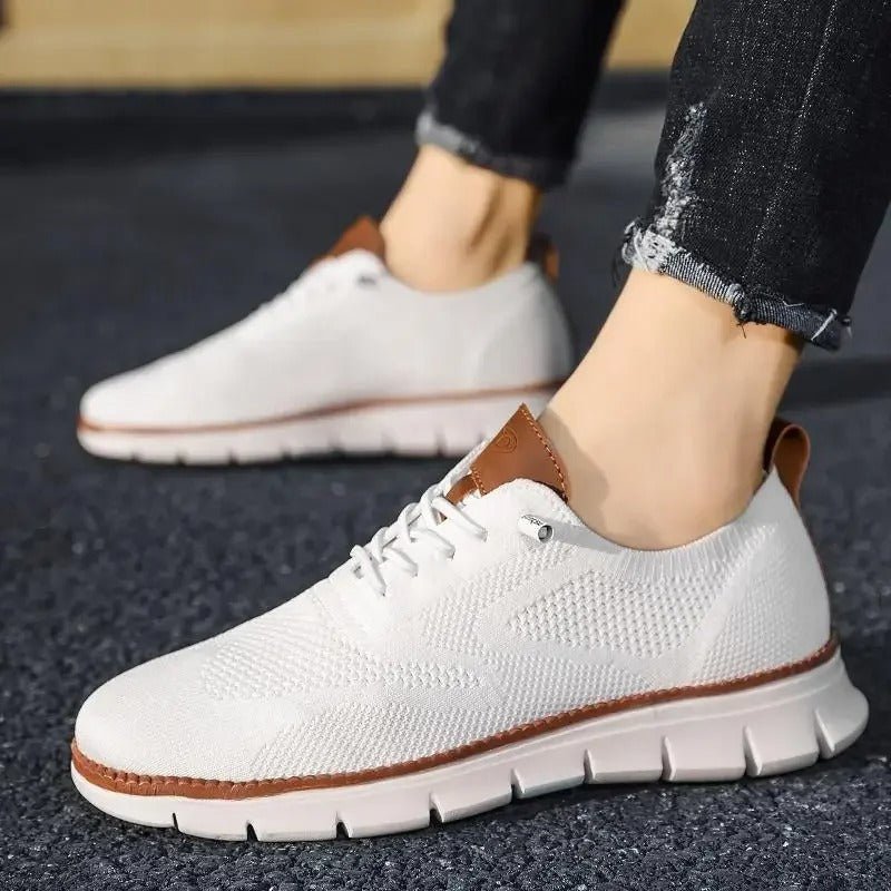 Men's Sneakers with Knitted Upper and Pull Tabs