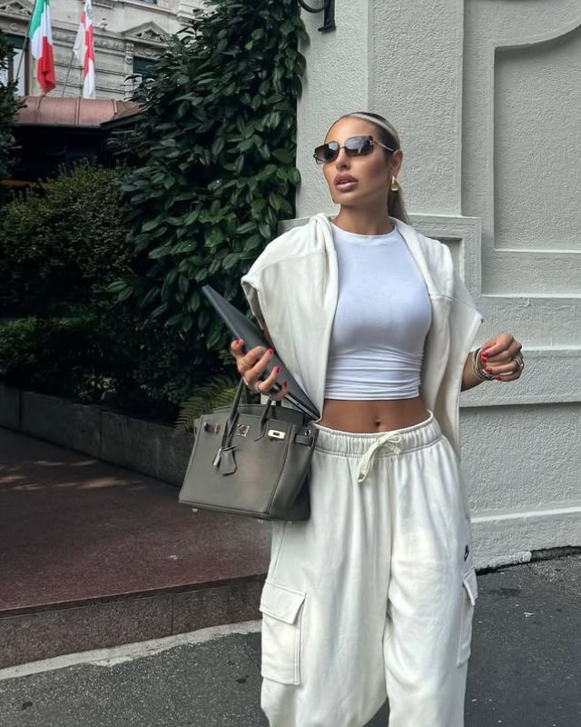 Elegant Women's Structured Handbag with Top Handles and Gold-Tone Accents