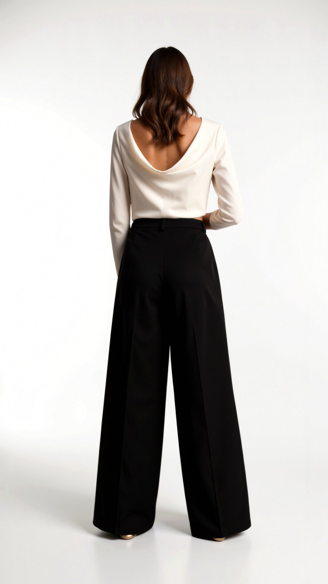 High Waist Wide-Leg Trousers for Women - Pleated Design with Side Pockets