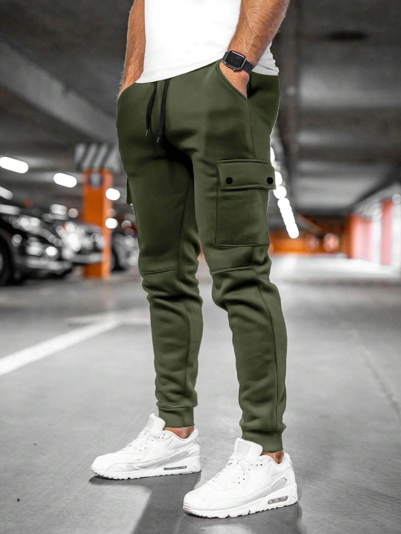 Men's Cargo Pants with Drawstring Waist and Cuffed Ankles for Comfort and Style